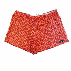 Patagonia Women’s Baggies Shorts 4” Coral Orange Print Size Medium Hiking